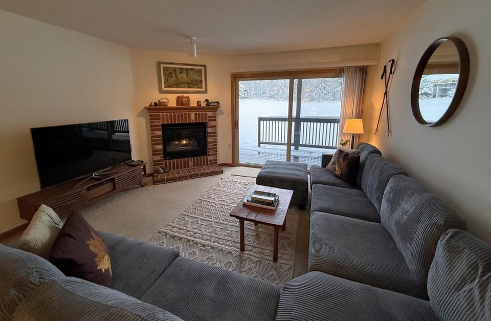 S27 Family style Bretton Woods condo - close to Mt Washington hotel in Cog Apartment in Bretton Woods