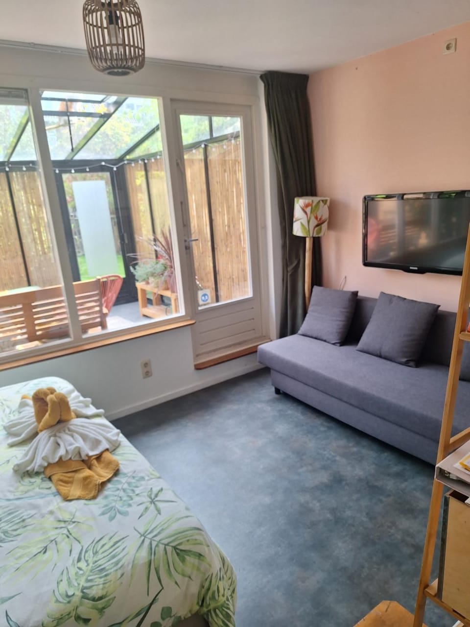 Seating area, Bedroom