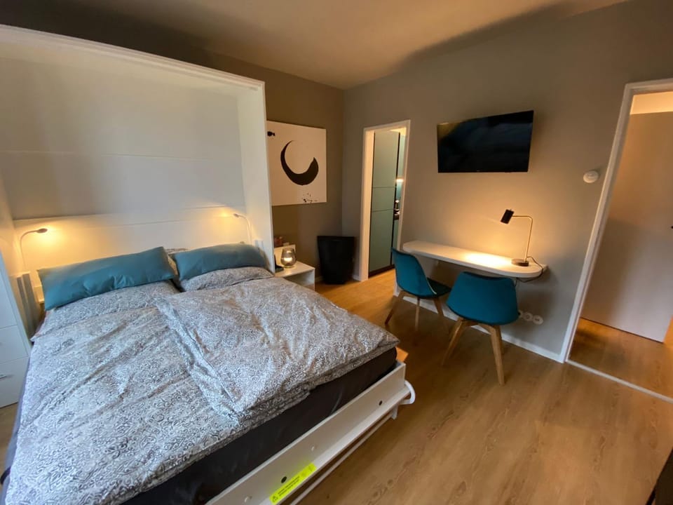 Photo of the whole room