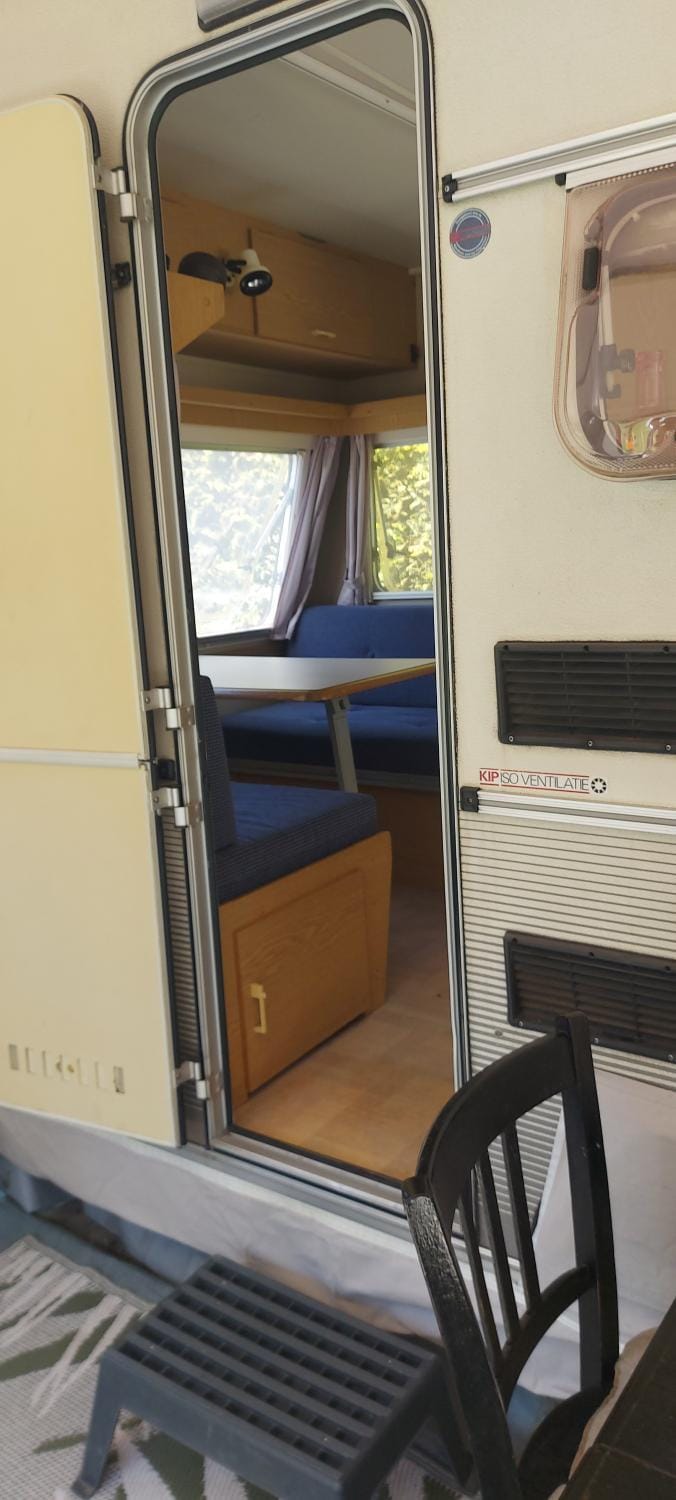 Ingerichte caravan met voortent op camping Westenenk Campground/ 
RV Resort in Drenthe (province)