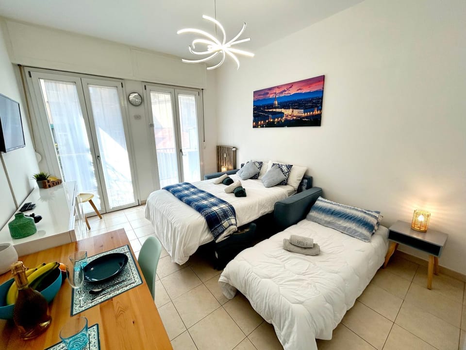 PORTA SUSA - CENTRO Parcheggio gratis a 10min, AC e WiFi Apartment in Turin