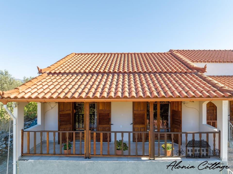 Alonia Cottage House in Euboea