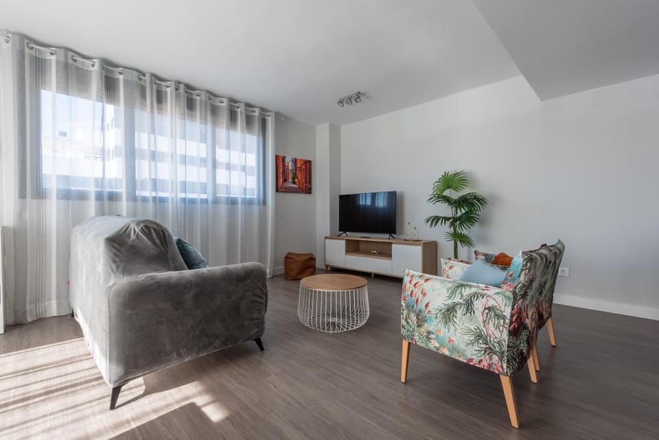 TV and multimedia, Living room, Dining area