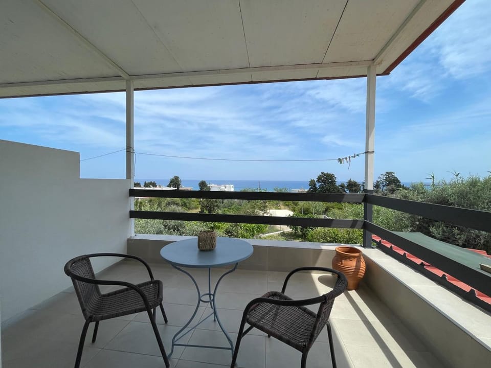 View (from property/room), Balcony/Terrace