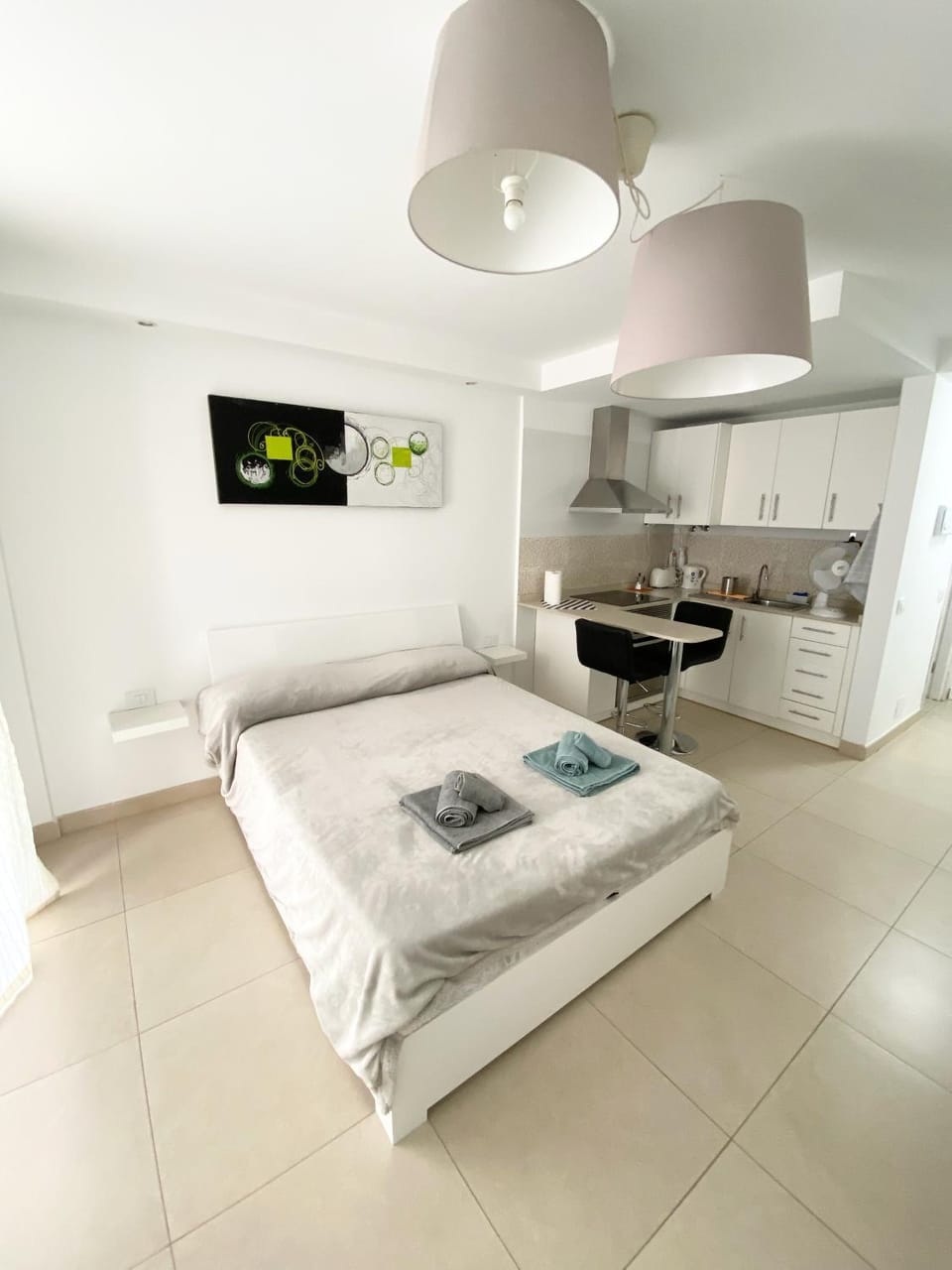 Aloha Summerland Vip Studio Sea & Pool View Apartment in Los Cristianos