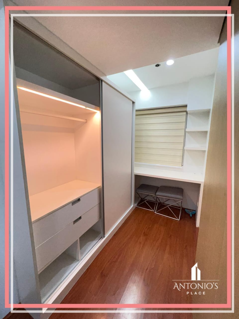 Bedroom, wardrobe
