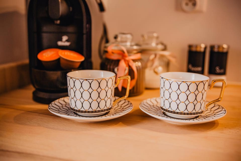 Coffee/tea facilities, Kitchen or kitchenette