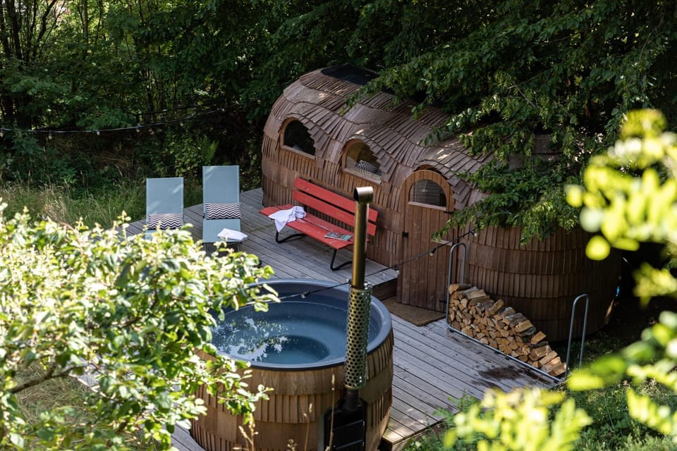 Garden, Sauna
