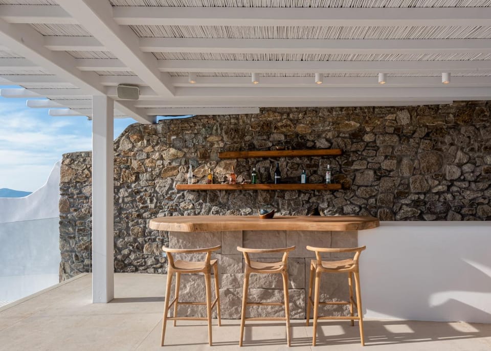BBQ facilities, Lounge or bar