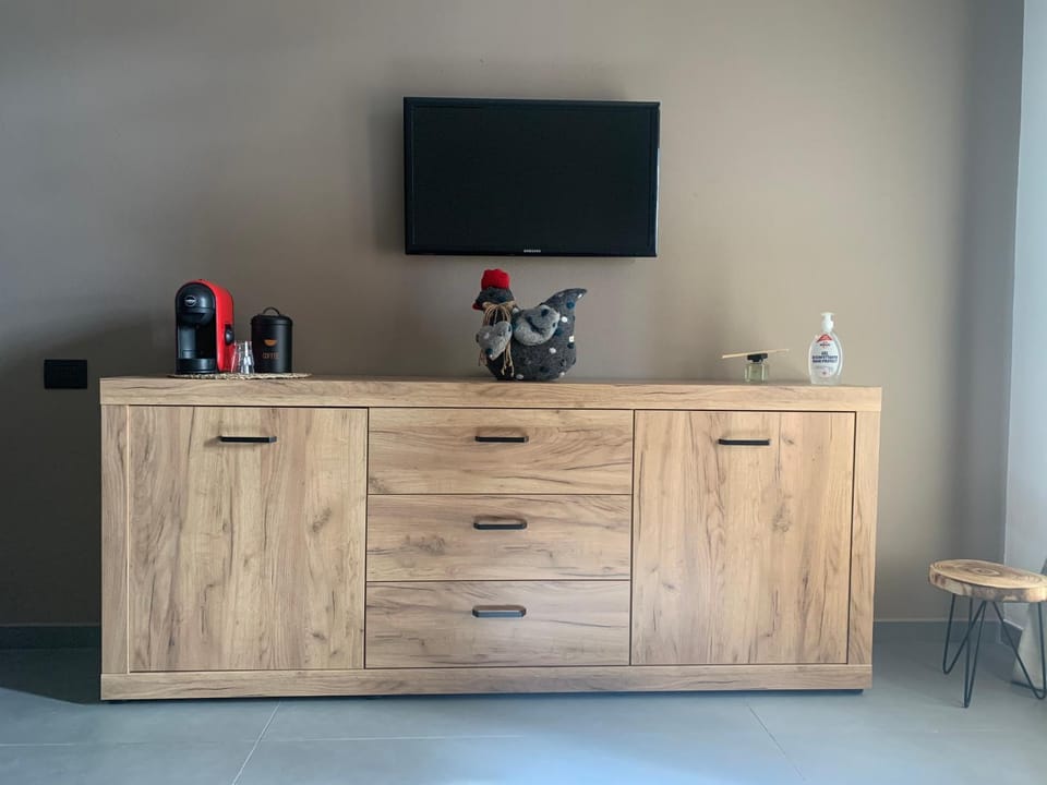 TV and multimedia, Coffee/tea facilities