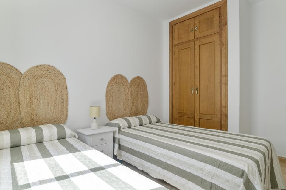 Property building, Living room, Bedroom