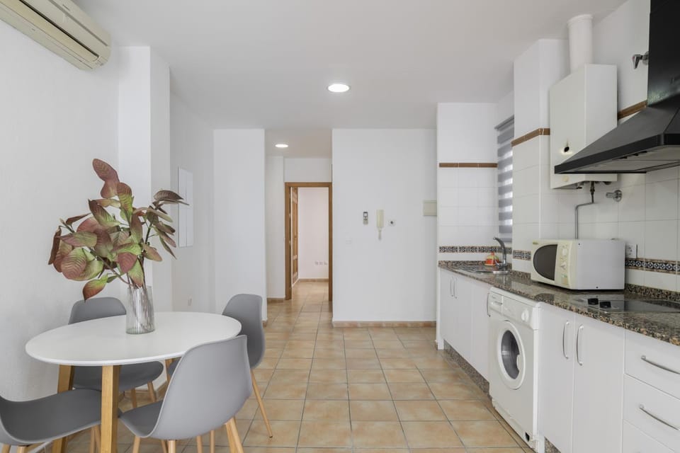 Kitchen or kitchenette, Living room