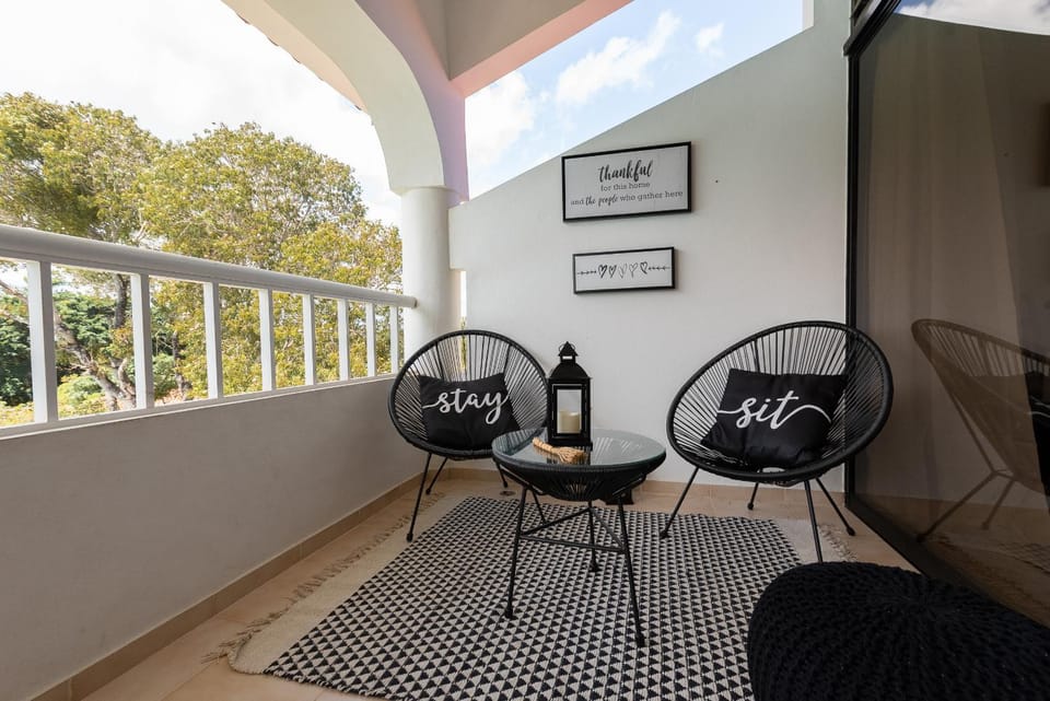 Day, View (from property/room), Balcony/Terrace, Dining area