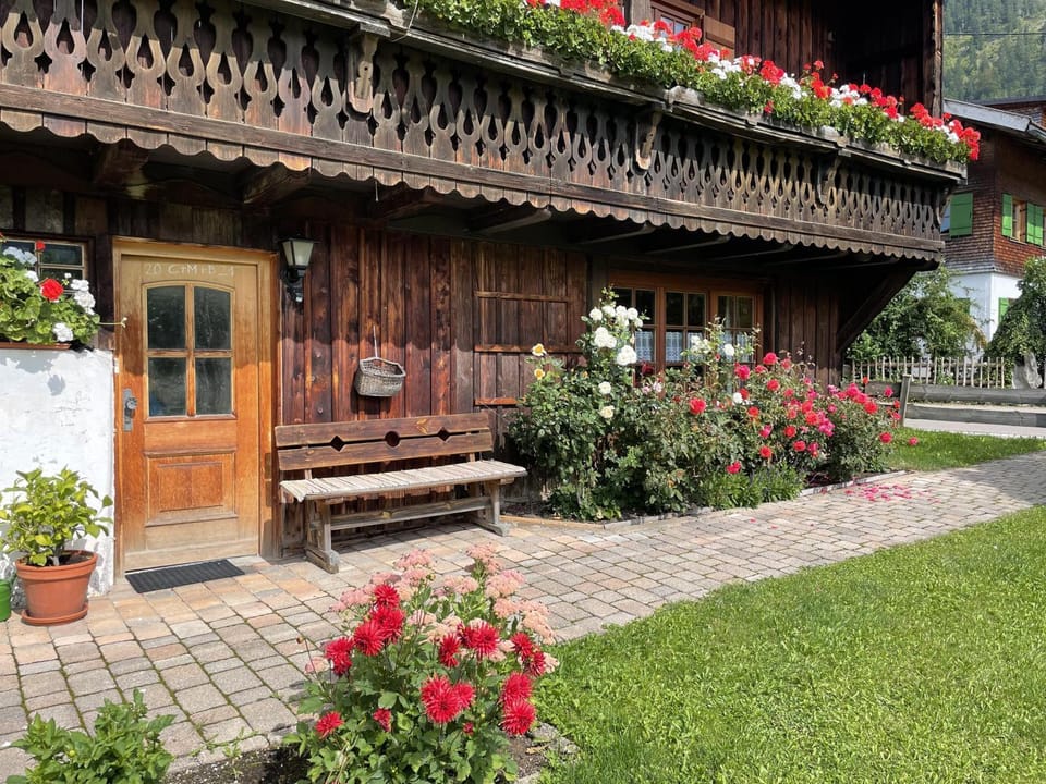 Facade/entrance, Garden
