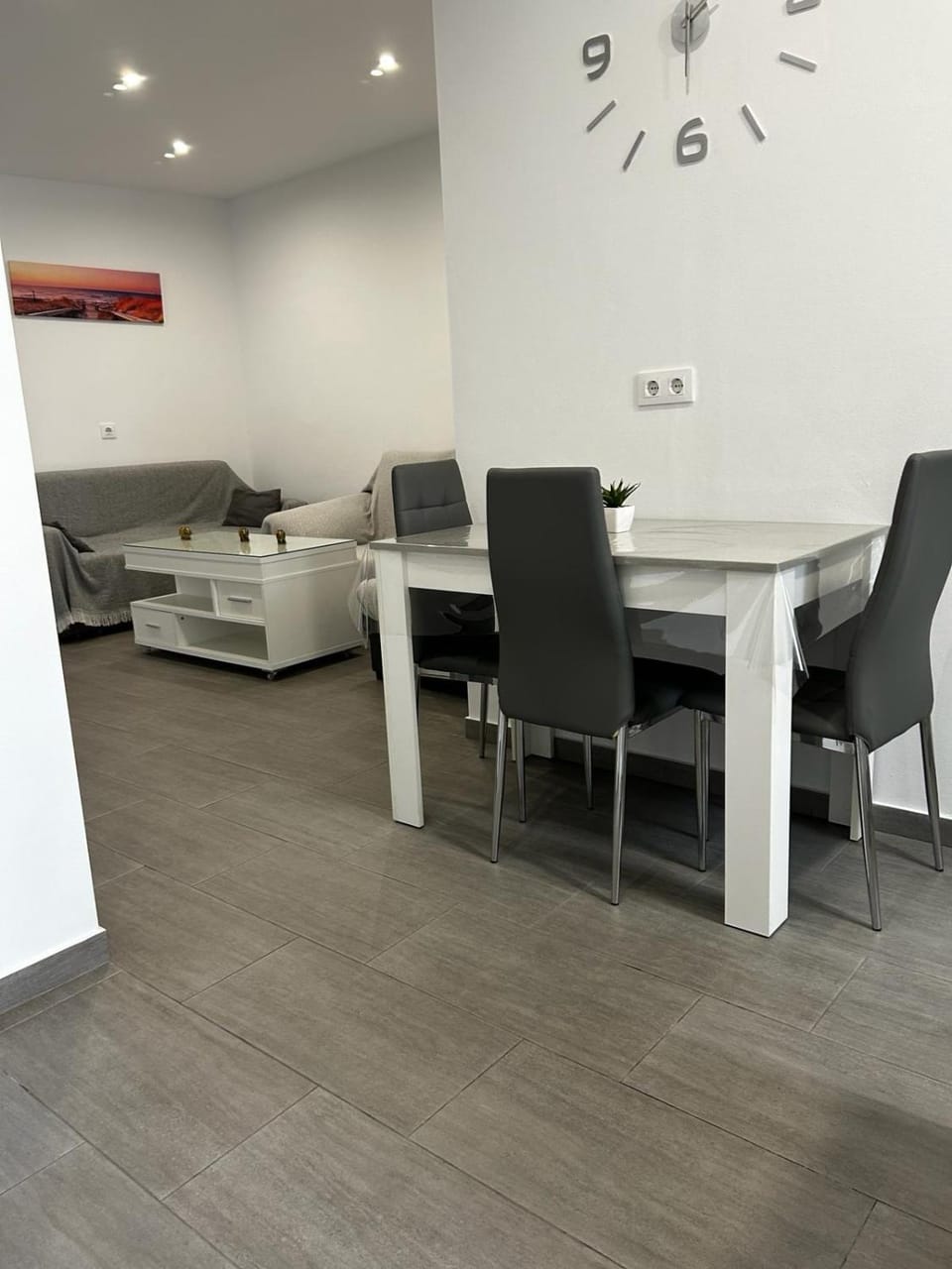 Living room, Dining area