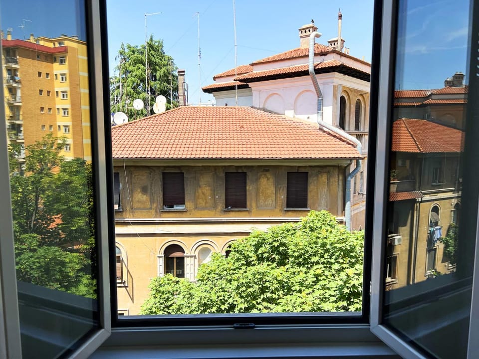 Neighbourhood, View (from property/room)