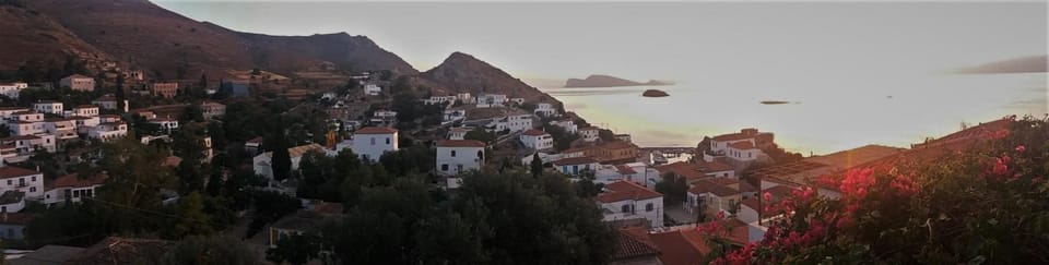 City view, Mountain view, Sea view