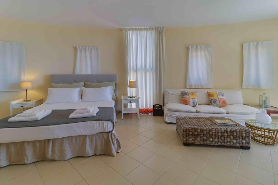 Black Diamond Beachfront Pool Villa Pasithea in Sounio, Athens Villa in Decentralized Administration of Attica