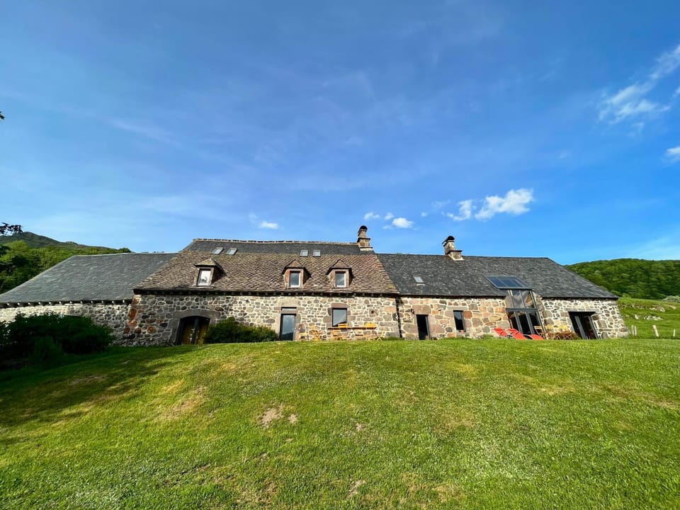 Nearby landmark, Restaurant/places to eat, BBQ facilities, BBQ facilities, Garden, Garden, View (from property/room), Spa and wellness centre/facilities, Hiking, Hiking, Cycling, Cycling, Garden view, Landmark view, Landmark view, Mountain view, Mountain view, Seasons, Parking, sunbed, sunbed