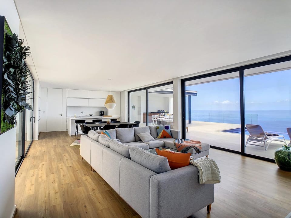 Heaven's Nest by LovelyStay Villa in Madeira District