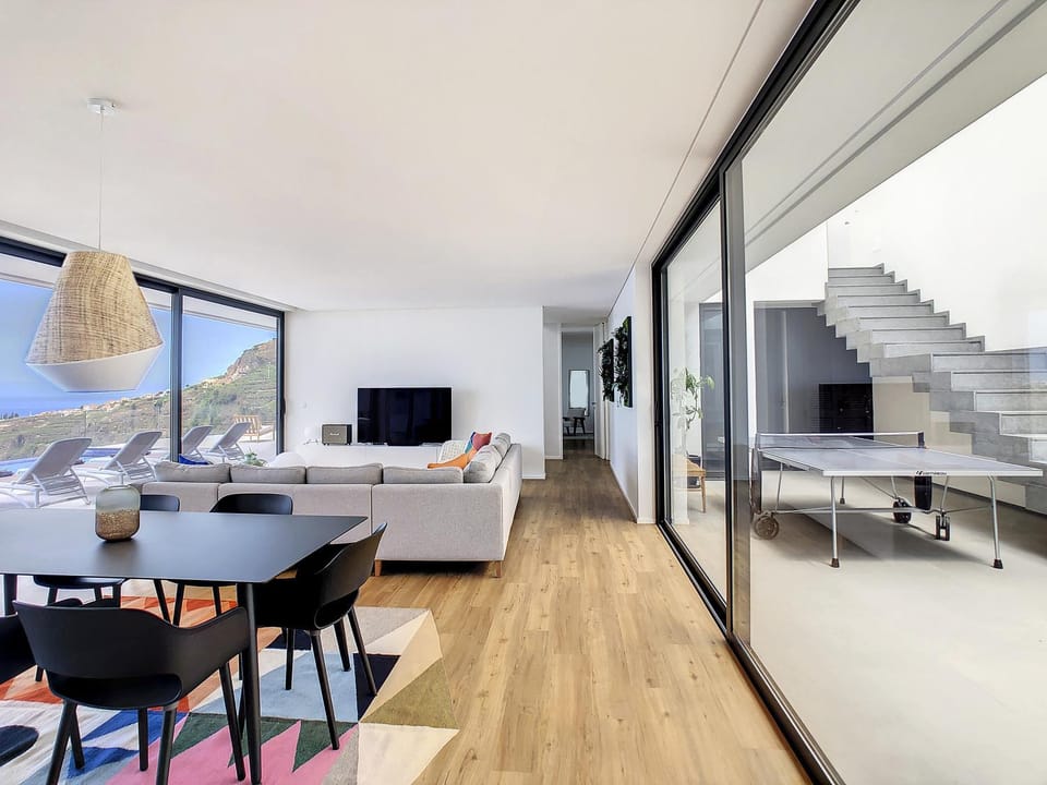 Heaven's Nest by LovelyStay Villa in Madeira District