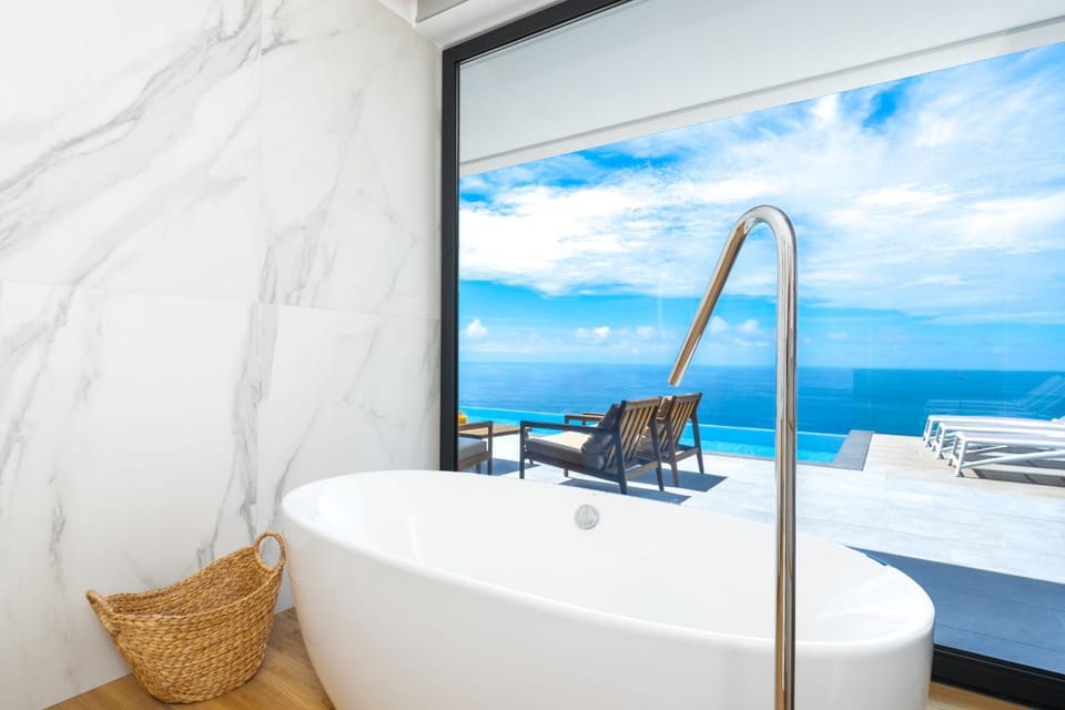 Heaven's Nest by LovelyStay Villa in Madeira District