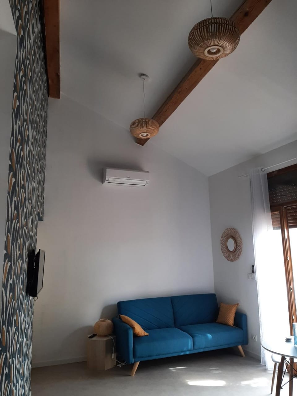 Living room, Seating area, locker