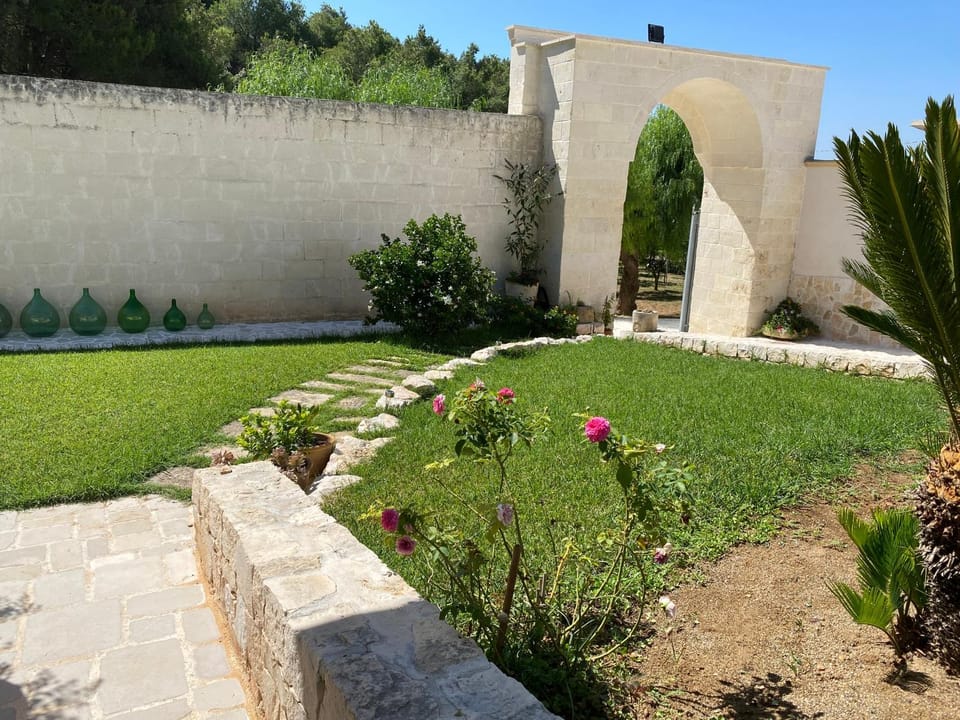 MASSERIA FRANTELLA Villa in Province of Taranto