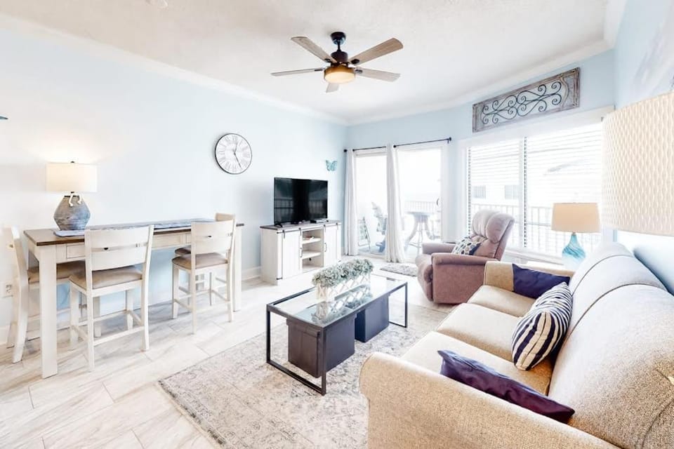 Palm Beach C52 House in Orange Beach