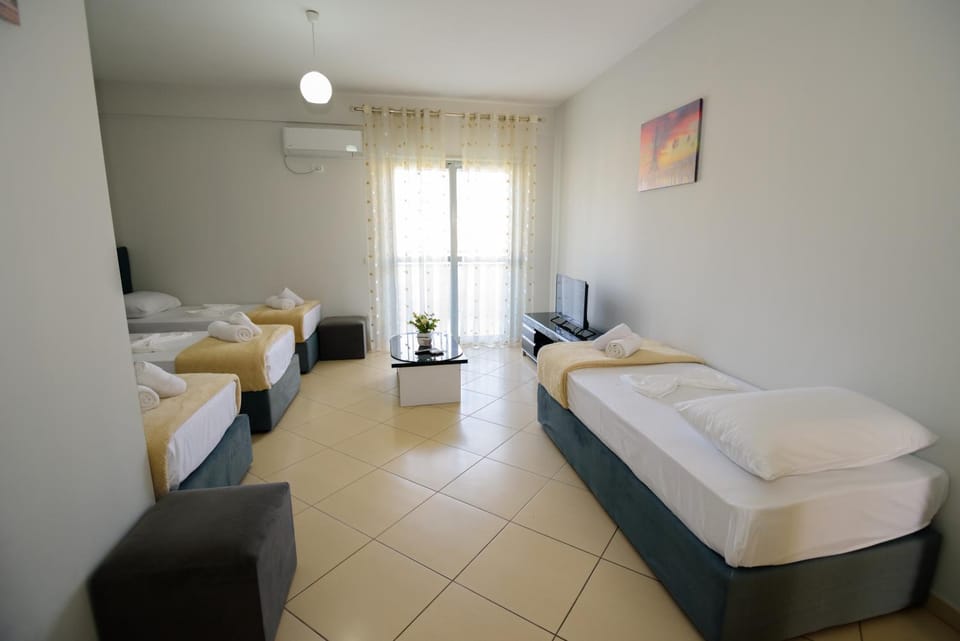 Harris&Arvien Apartment's Apartment in Vlorë