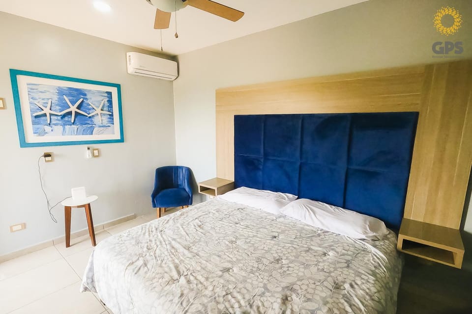 Bed, Bedroom, fireplace, air conditioner