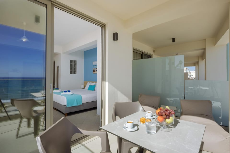 SEPERI Deep Blue Apartment in Rethymno