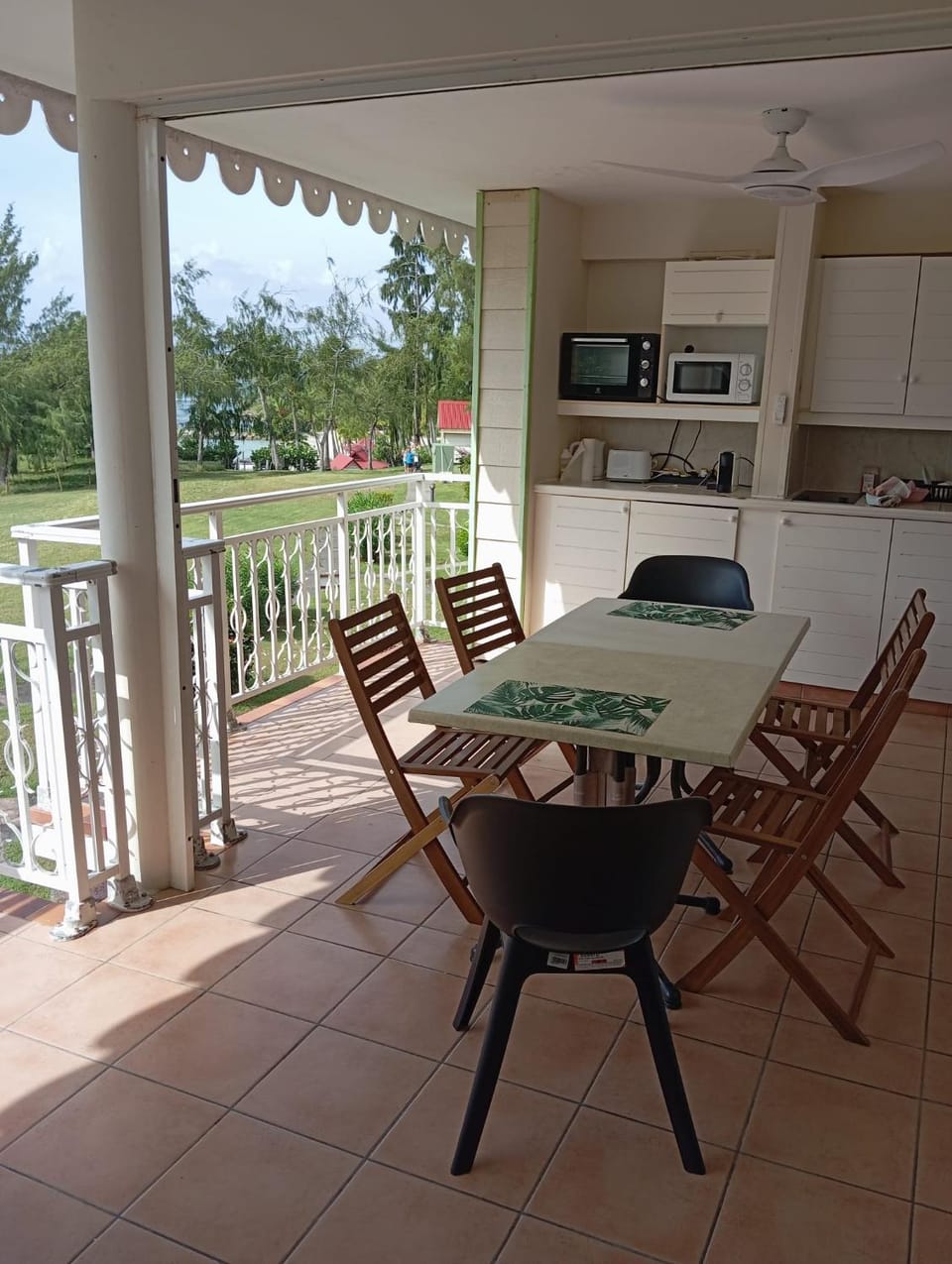 TROPIC Appartements PREMIUM village vacances vue mer Guadeloupe St Anne avec piscine Apartment in Sainte-Anne