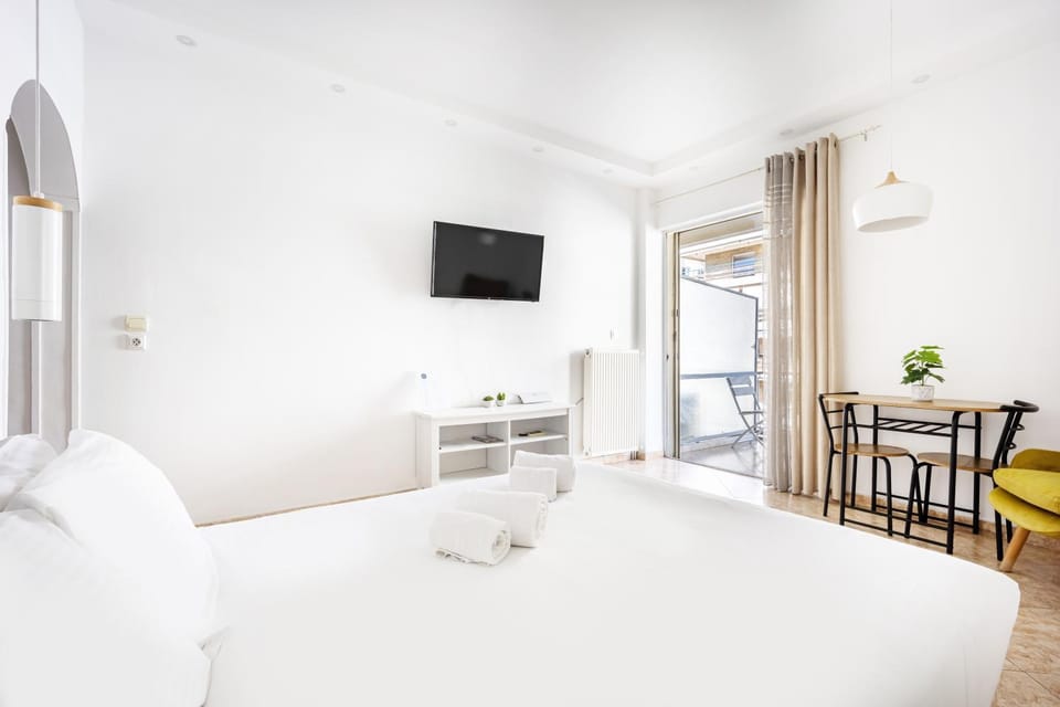 Cozy Studio by the sea in Paleo Faliro Apartment in South Athens