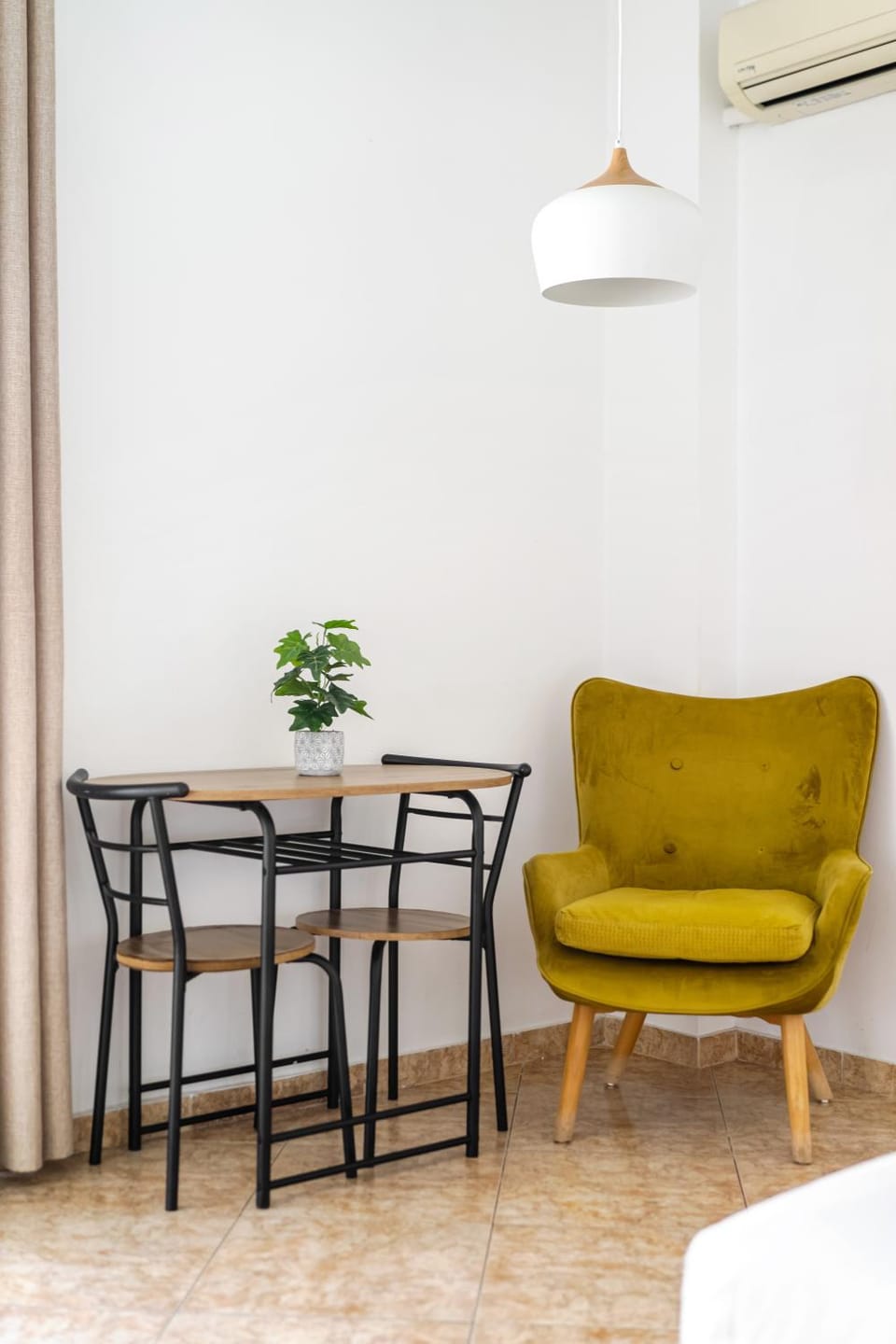 Cozy Studio by the sea in Paleo Faliro Apartment in South Athens