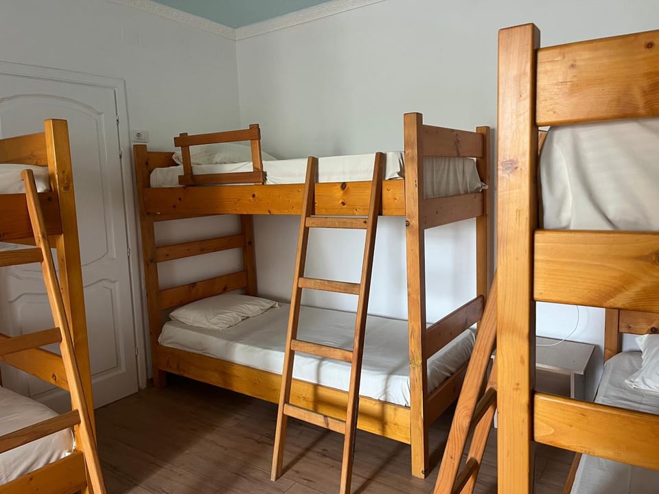 Guesthouse Kristi & Mari Bed and Breakfast in Vlorë