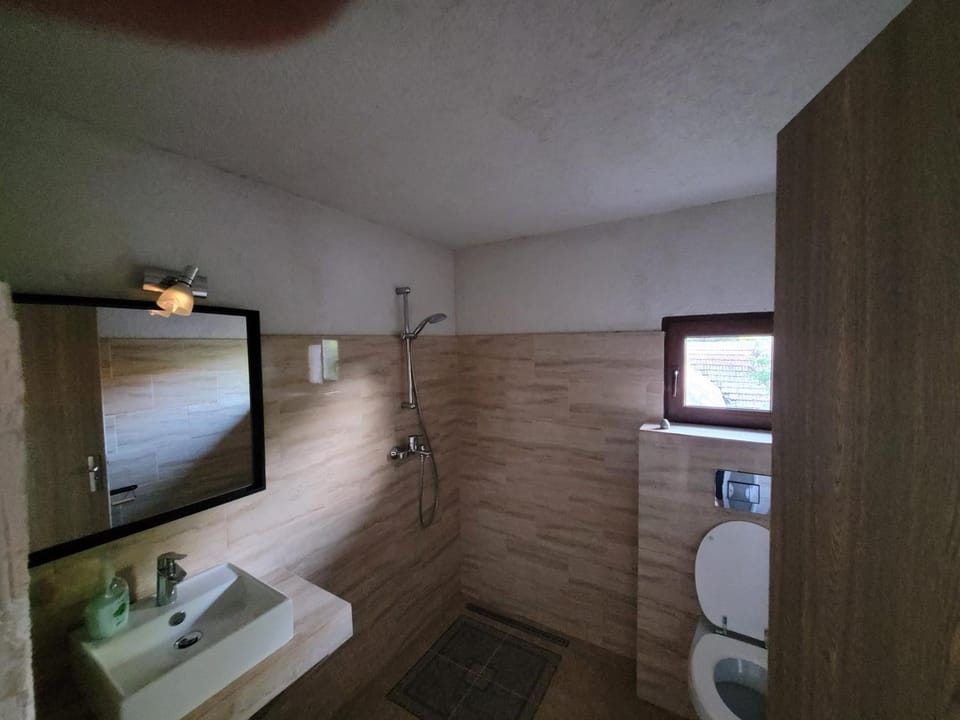 Vila Kalypso Bed and Breakfast in Constanța County