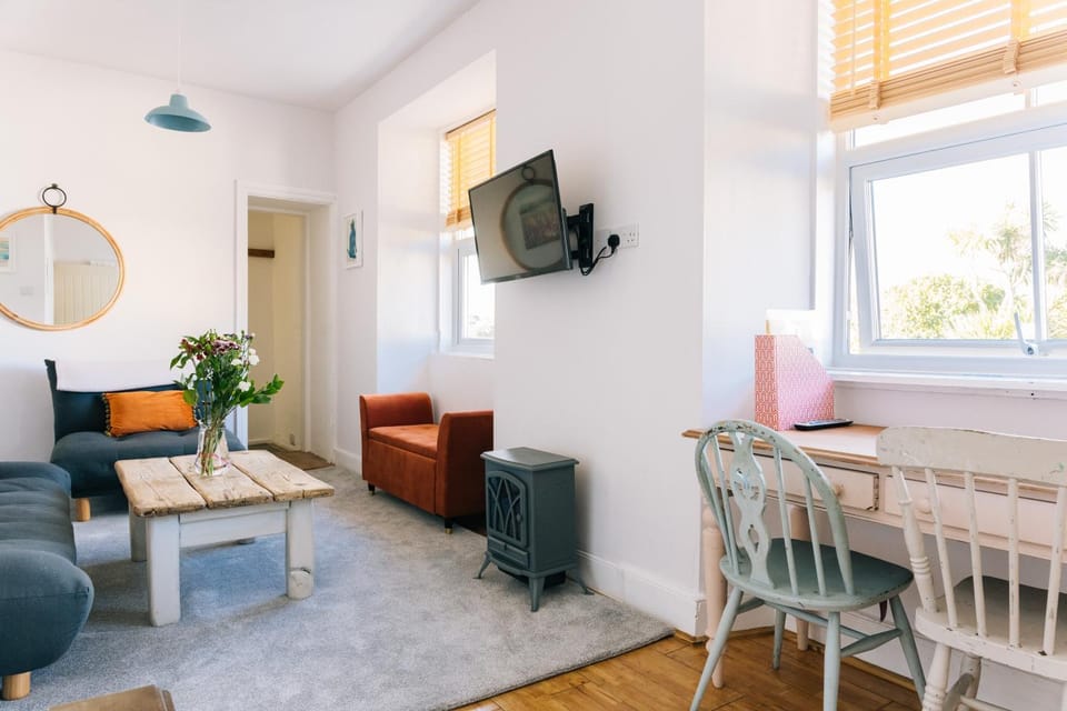 The Mexico Inn, Flat Two Apartment in England