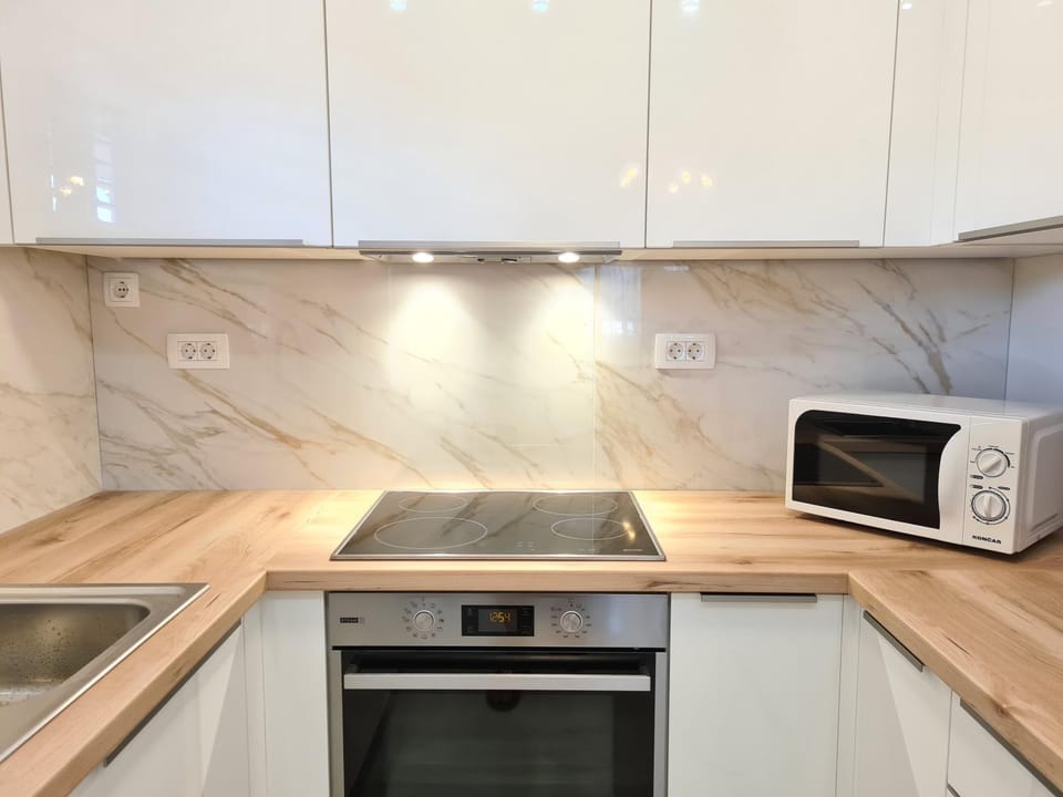 Kitchen or kitchenette, dishwasher, minibar, pet friendly, stove, kitchen