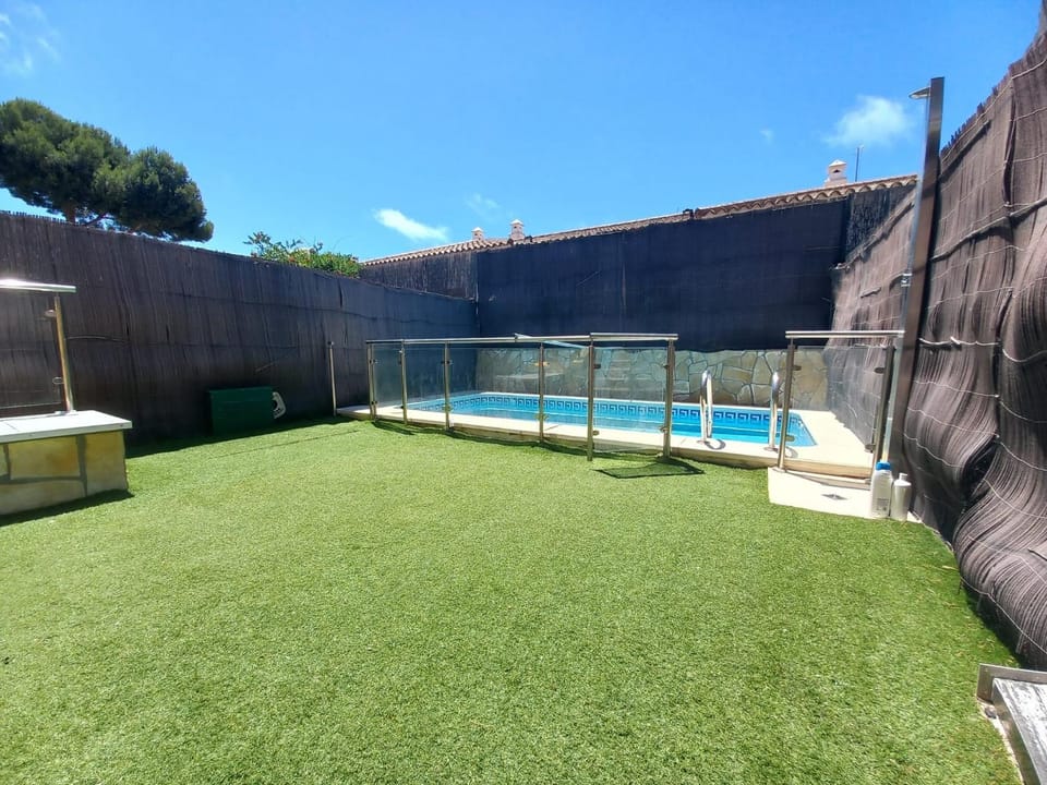 Garden, Pool view