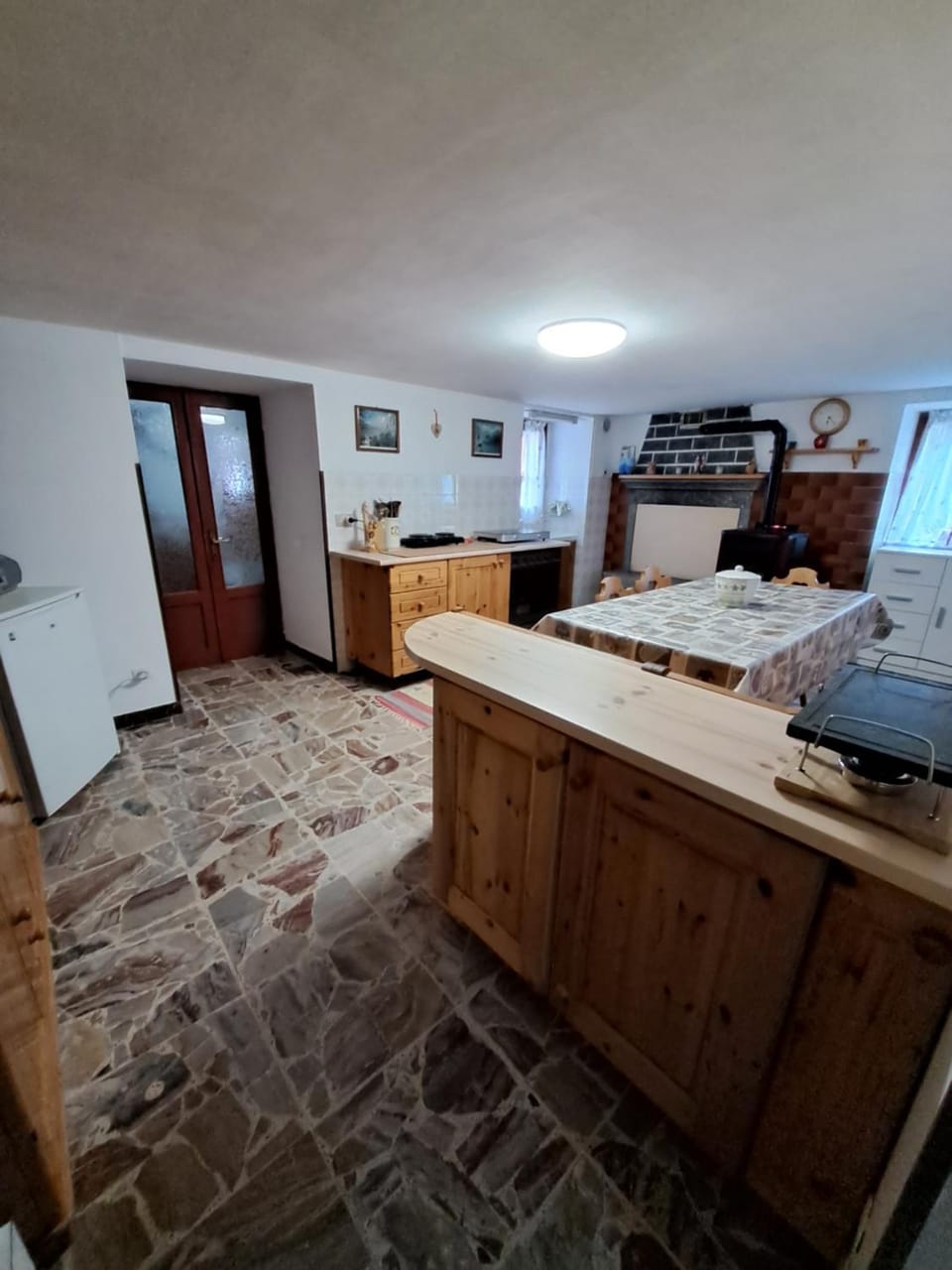Kitchen or kitchenette, minibar, pet friendly, stove