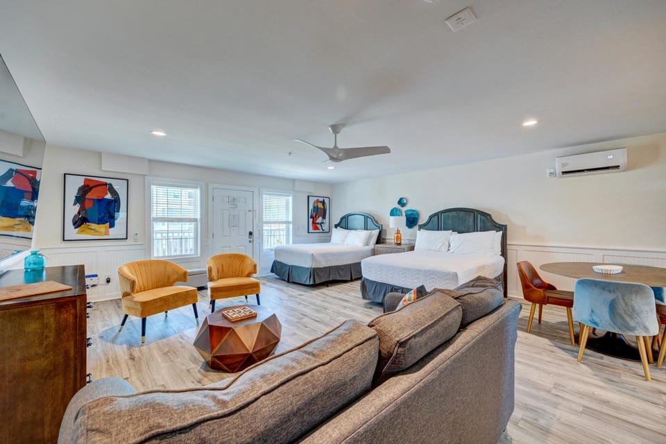 Saltwater 202 2nd Floor Low Tide House in Surf City