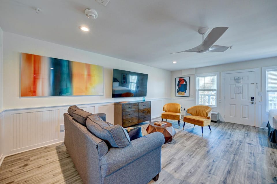 Saltwater 202 2nd Floor Low Tide House in Surf City