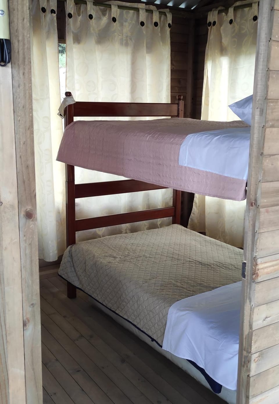bunk bed
