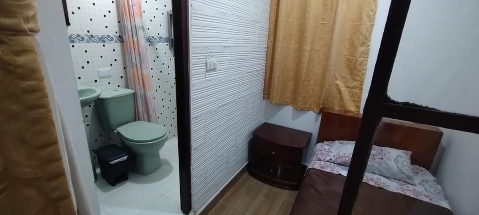Shower, Toilet, Bathroom, Bedroom