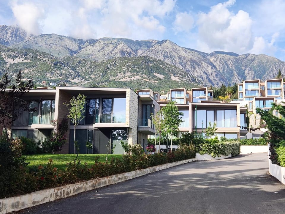 Olea Residence, Luxury sea view apartment with private beach Apartment in Vlorë County, Albania