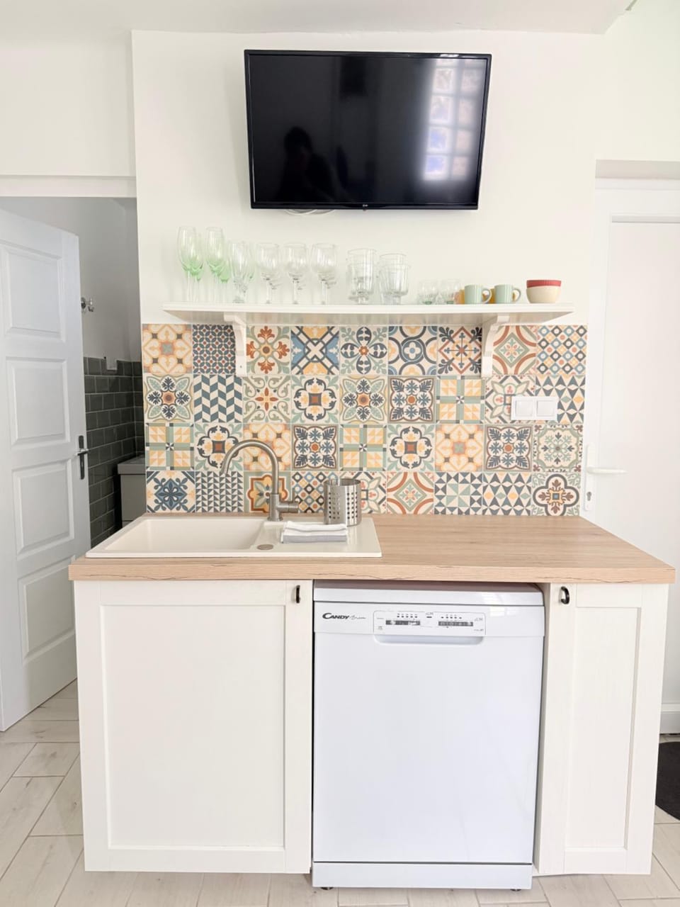 TV and multimedia, kitchen