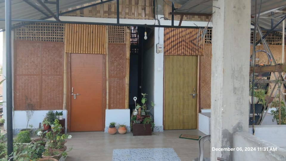 Facade/entrance, Day