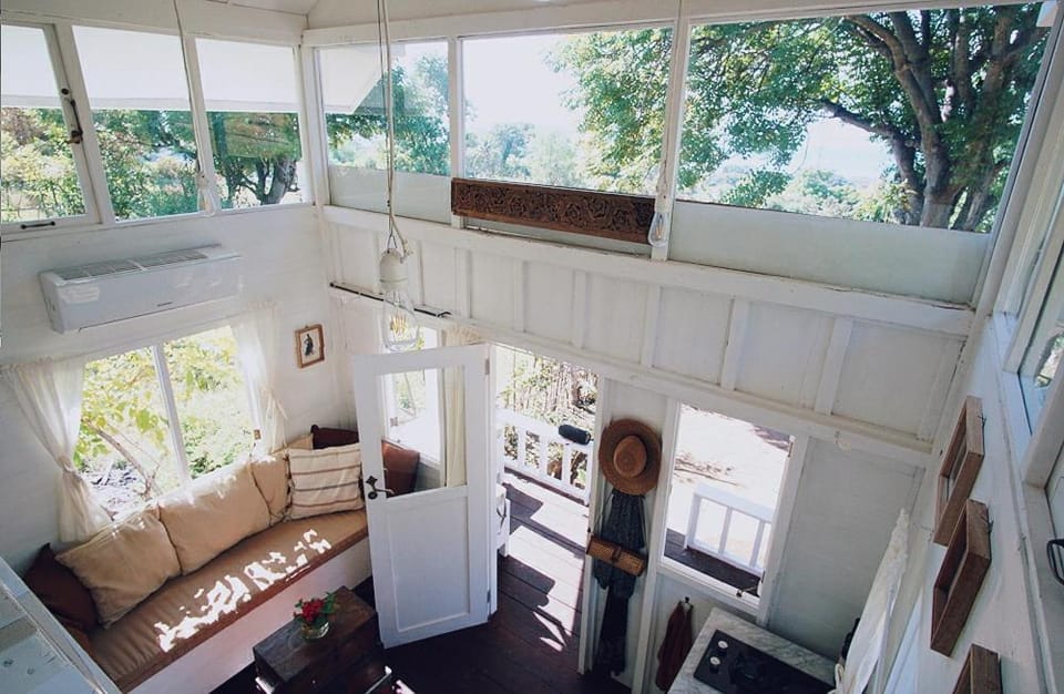 View (from property/room), Living room, Seating area, Dining area
