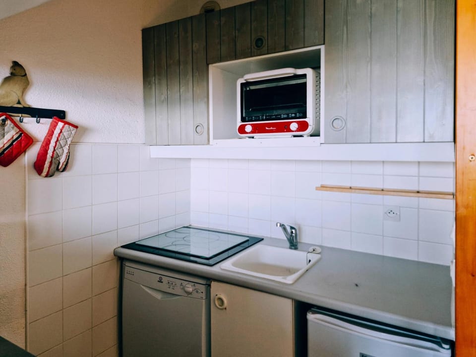 Résidence Ruitor Arc 1800 - Appartement 2 pièces pour 4 personnes avec un jolie vue sur la vallée, proche du télécabine dans le village de Charmettoger à Ar MAE-1783 Cabin in Landry
